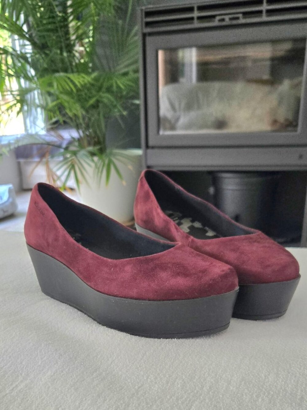 Vagabond Burgundy Suede Platform Pumps EU 39